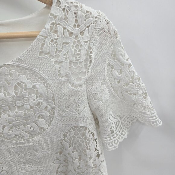 Desigual White Lace Embroidery Top Size Small - Picture 8 of 11